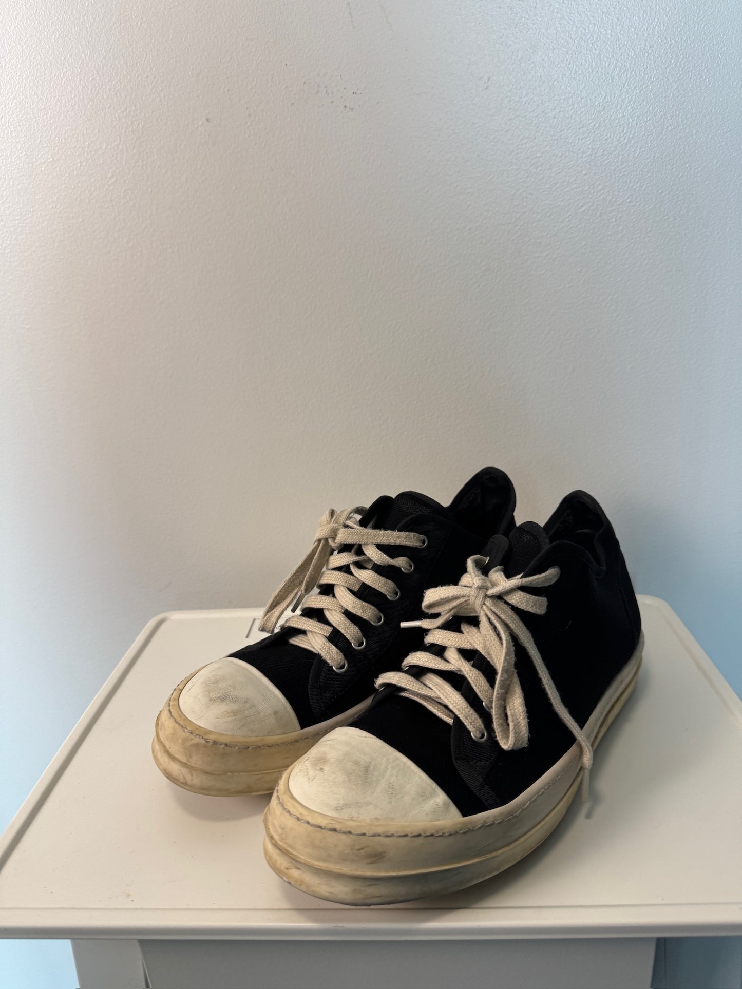 Rick Owen’s web Ramones