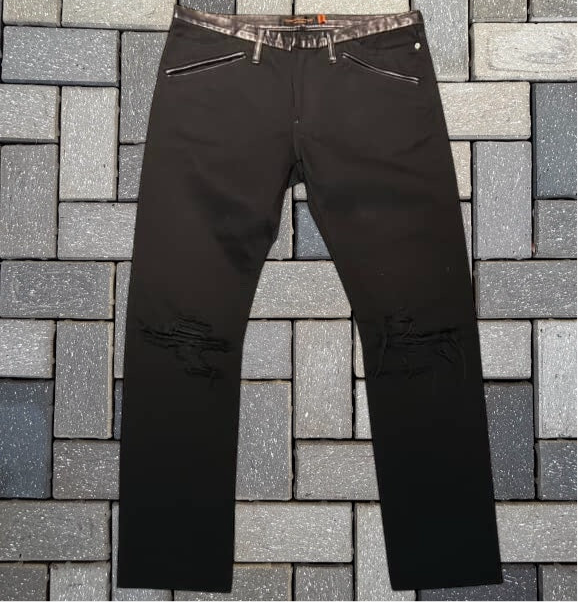 Undercover AW05 Cummerbunds